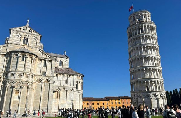 Pisa day trip from Rome with high-speed train and Piazza Dei Miracoli