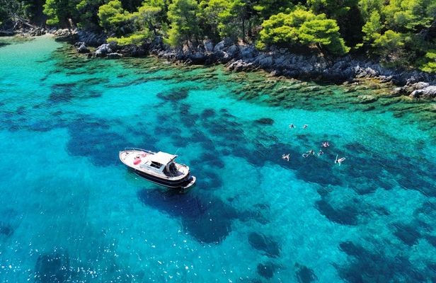 Elaphiti Islands luxury private boat tour with optional pickup