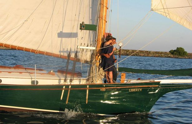 Private vintage yacht cruise in San Diego