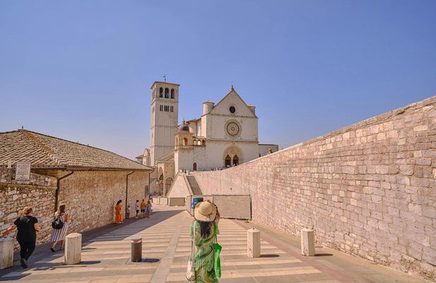 Umbria full-day tour of Orvieto and Assisi