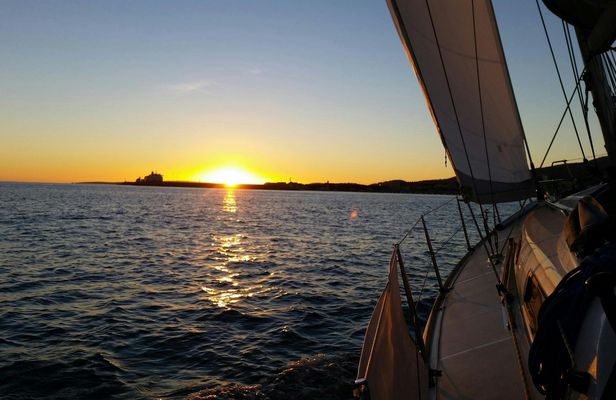 Sunset Sailing Experience in Palma de Mallorca