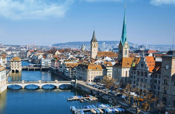 Explore Zurich in 1 hour with a local