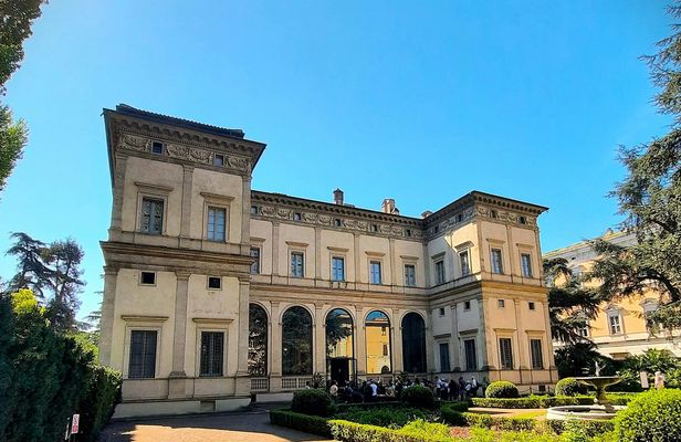 Campo de' Fiori, Villa Farnesina and Trastevere walking tour