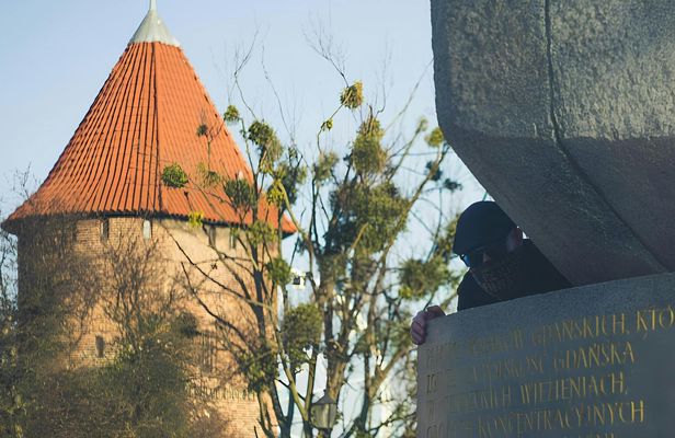 Interactive spy-themed city game with host-guide in Gdańsk Old Town