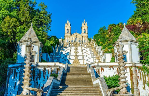 Braga and Guimarães full-day heritage tour from Porto