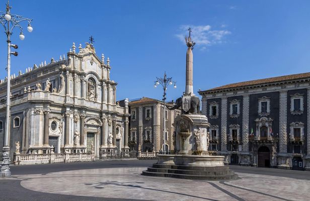 Half-day guided tour of Catania from Taormina