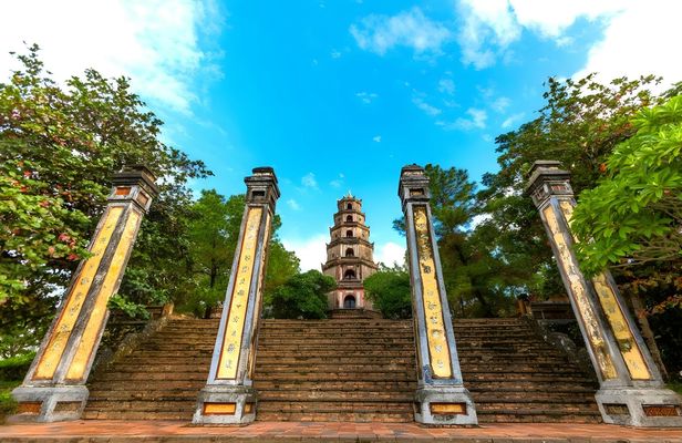 Thuy Bieu authentic village bike tour with cooking class