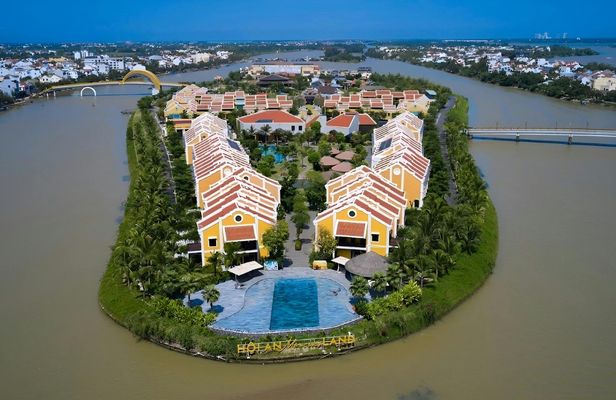 One-way transfer from Da Nang city to Hoi An Impression theme park
