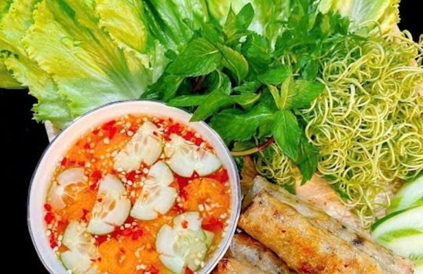 Farm-to-table experience at Tra Que with cooking class