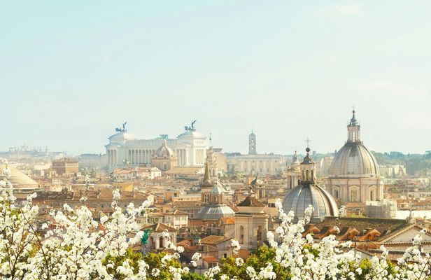 Rome's most photogenic spots walking tour with a local