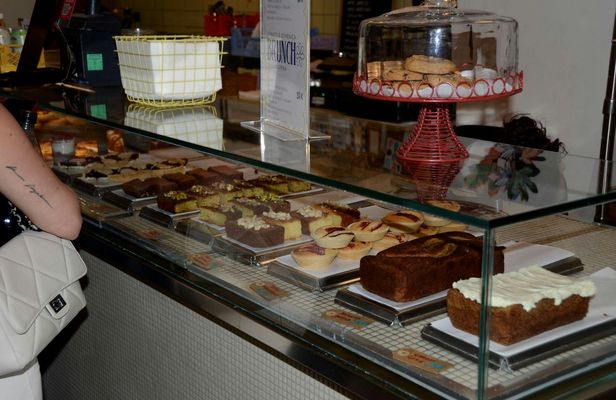 Gluten-free culinary tour through Rome's iconic locations