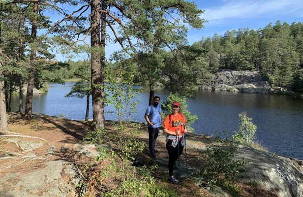 Stockholm: Nature Reserve Hiking Tour with Campfire Lunch