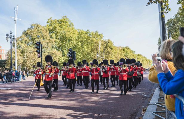 Changing the Guard Ceremony guided walking tour