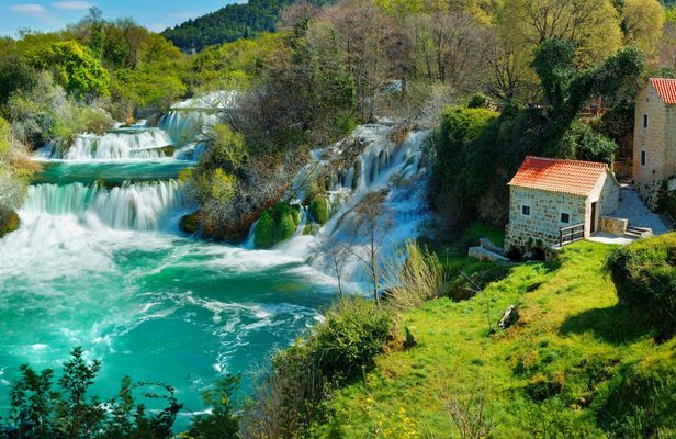 Private tour of National Park Krka Waterfalls and Klis Fortress