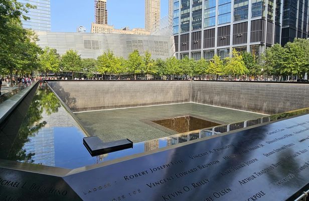 911 Memorial Museum and Lady Liberty Cruise of NYC