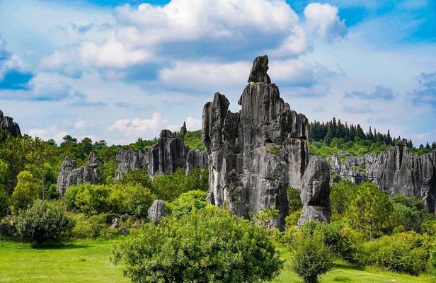 Private Kunming Stone Forest tour