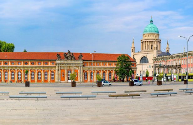 Potsdam Guided Tour with Sanssouci Gardens and Entrance Ticket