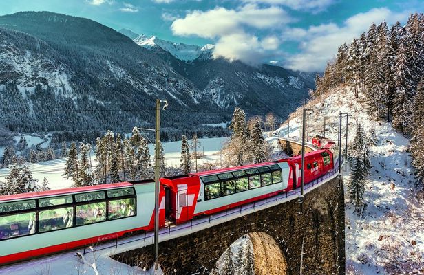 Glacier Express train and Lucerne private day trip from Basel