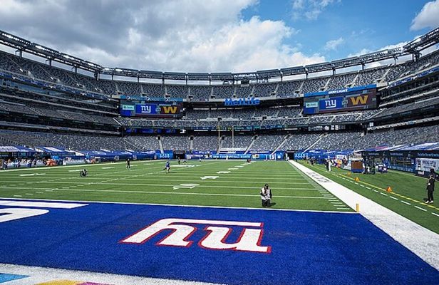 New York Giants football game tickets at Metlife Stadium