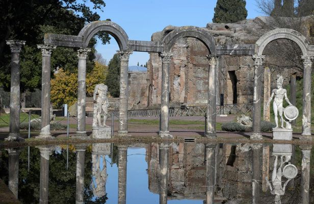 Tivoli Hadrian's Villa and Villa d'Este, semi-private tour