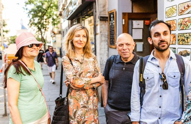 Enjoy a personalized half-day tour in Madrid with a local
