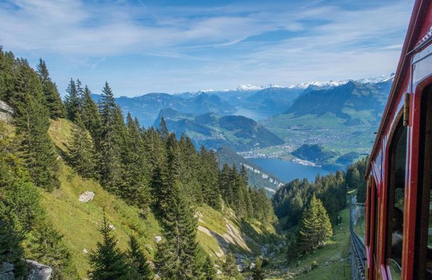 Lake Lucerne cruise and Mount Pilatus private day trip from Basel