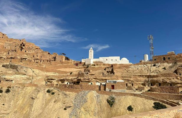 4x4 Tataouine and surroundings with filming locations and Berber lunch