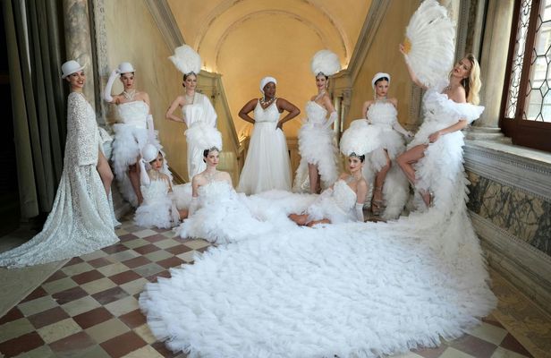 Cabaret dinner show in Venice