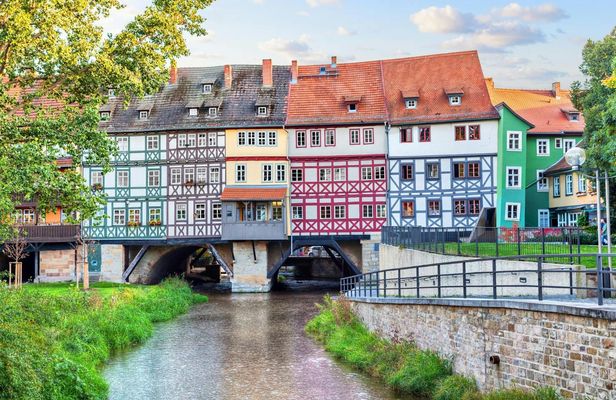 Erfurt city walking tour in 2 hours with a local guide