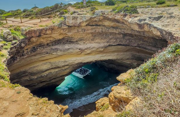 Catamaran trip discovering Benagil Cave from Vilamoura Marina