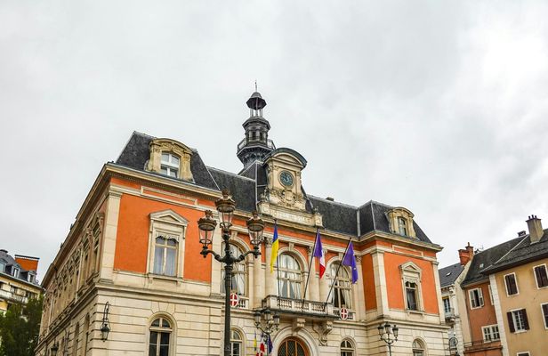 Chambéry 2-hour introductory walking tour with a local