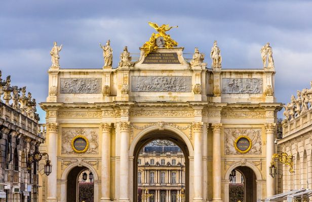 Nancy city highlights walking tour with a local guide