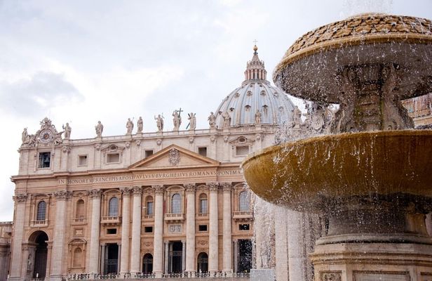 St Peters Basilica guided tour with optional dome access