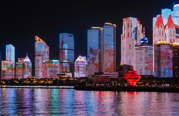 4-hour night tour of Qingdao with private driver and guide