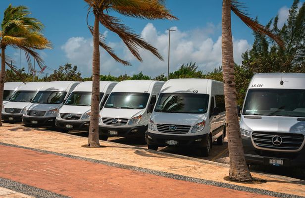 Private airport transportation to Cancun hotels