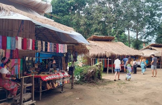 Full day van charter, Chiang Rai and Long Neck Village