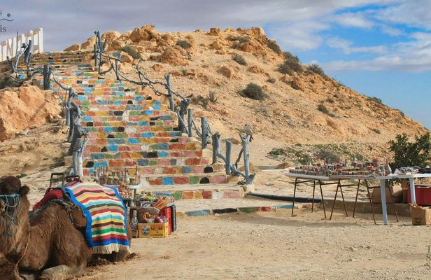 4x4 off-road adventure to Matmata and Ksar Ghilane with lunch