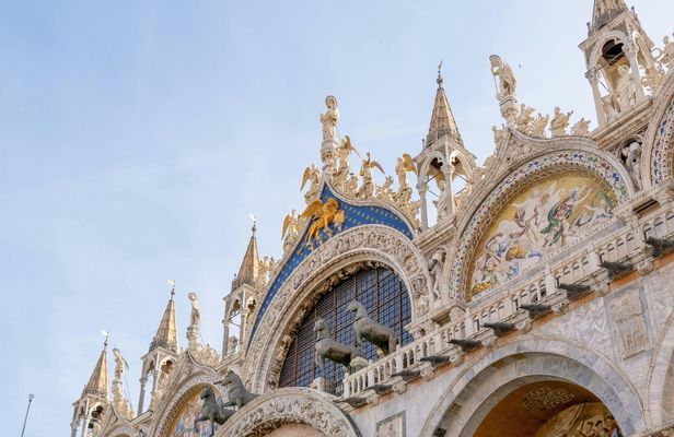 Guided visit to St. Mark's Basilica main floor