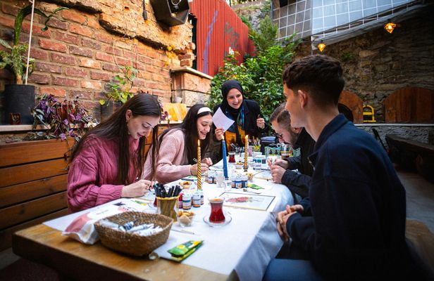 Traditional Stained Glass Painting Workshop in Istanbul