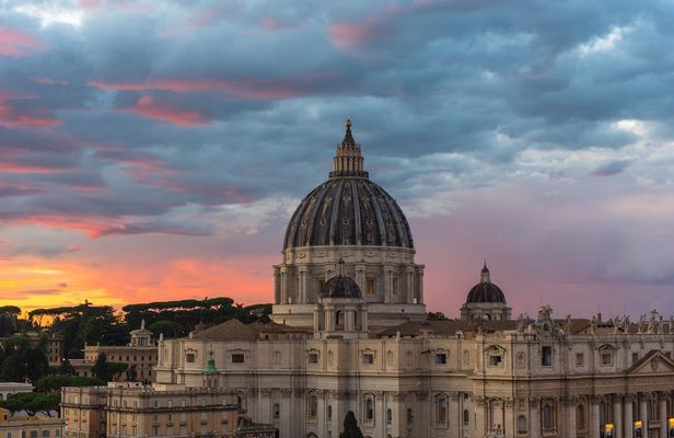 St. Peter's Basilica, Passetto di Borgo and Castel Sant'Angelo entry
