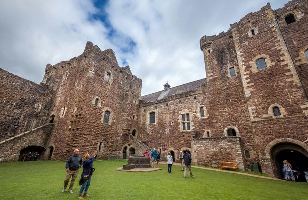 Outlander Castles and Scottish countryside tour from Glasgow