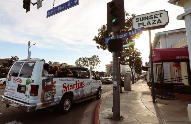 Hollywood celebrity homes tour