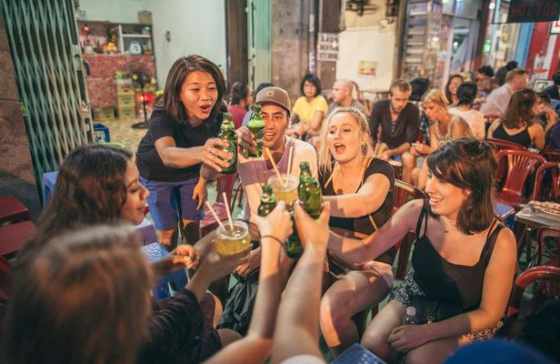Ho Chi Minh City street food experience by night