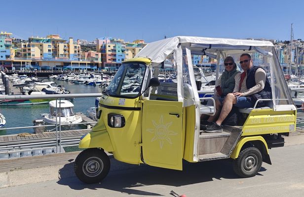 Private guided tour of Albufeira Marina and West coast