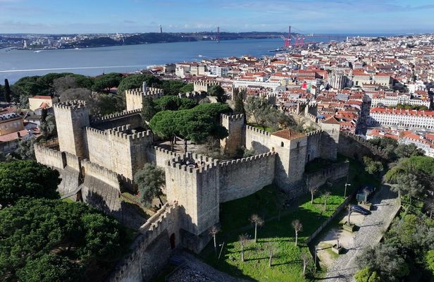 Lisbon half-day private tour