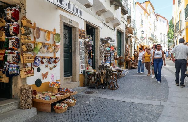 Small group tour to Évora and Alentejo wine region from Lisbon