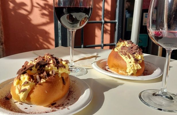 Maritozzi breakfast tour in Trastevere