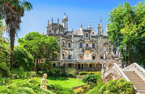 Half-day tour to Sintra and Quinta da Regaleira