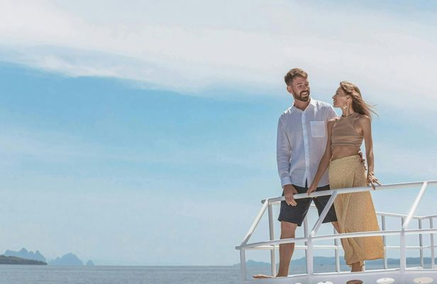 Power catamaran tour to Hong Island, James Bond Island and more