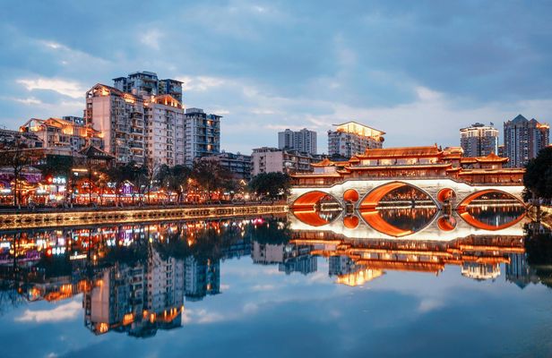 Immersive museum experience and Jinjiang night cruise